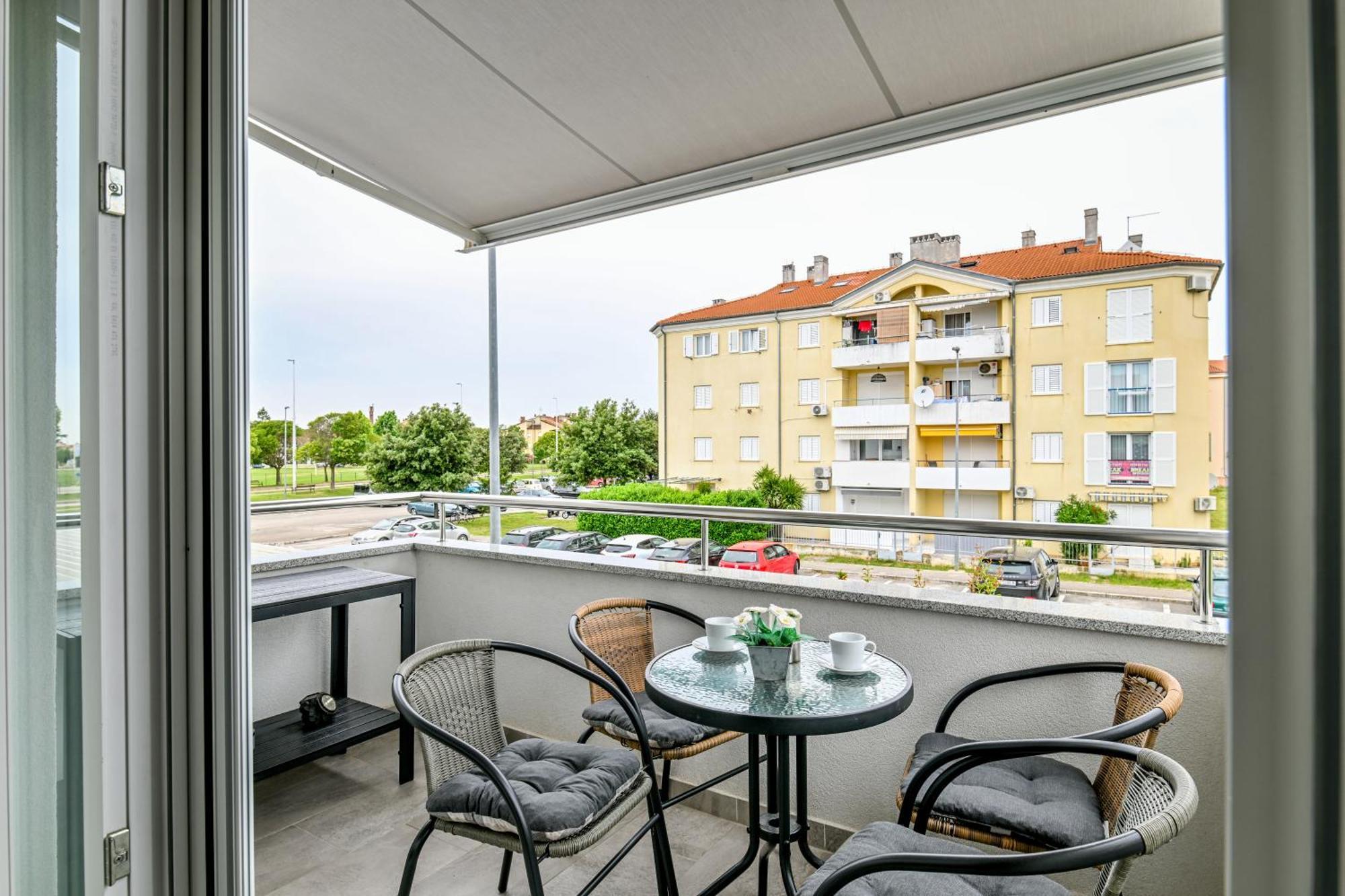Apartment Uma ウマグ エクステリア 写真