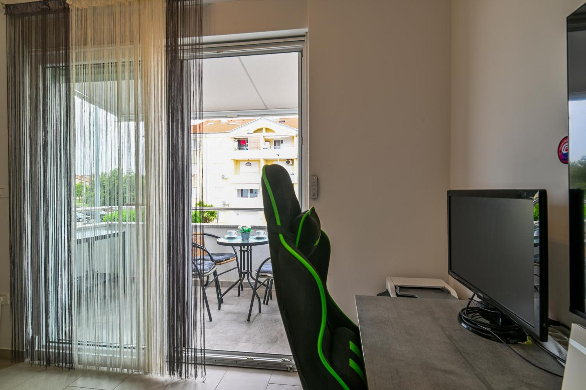 Apartment Uma ウマグ エクステリア 写真
